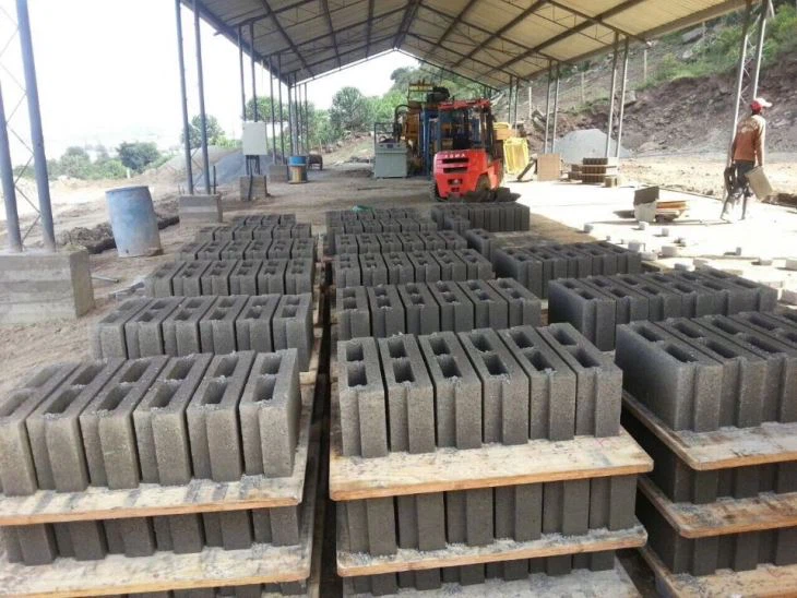 Hollow Block Machine